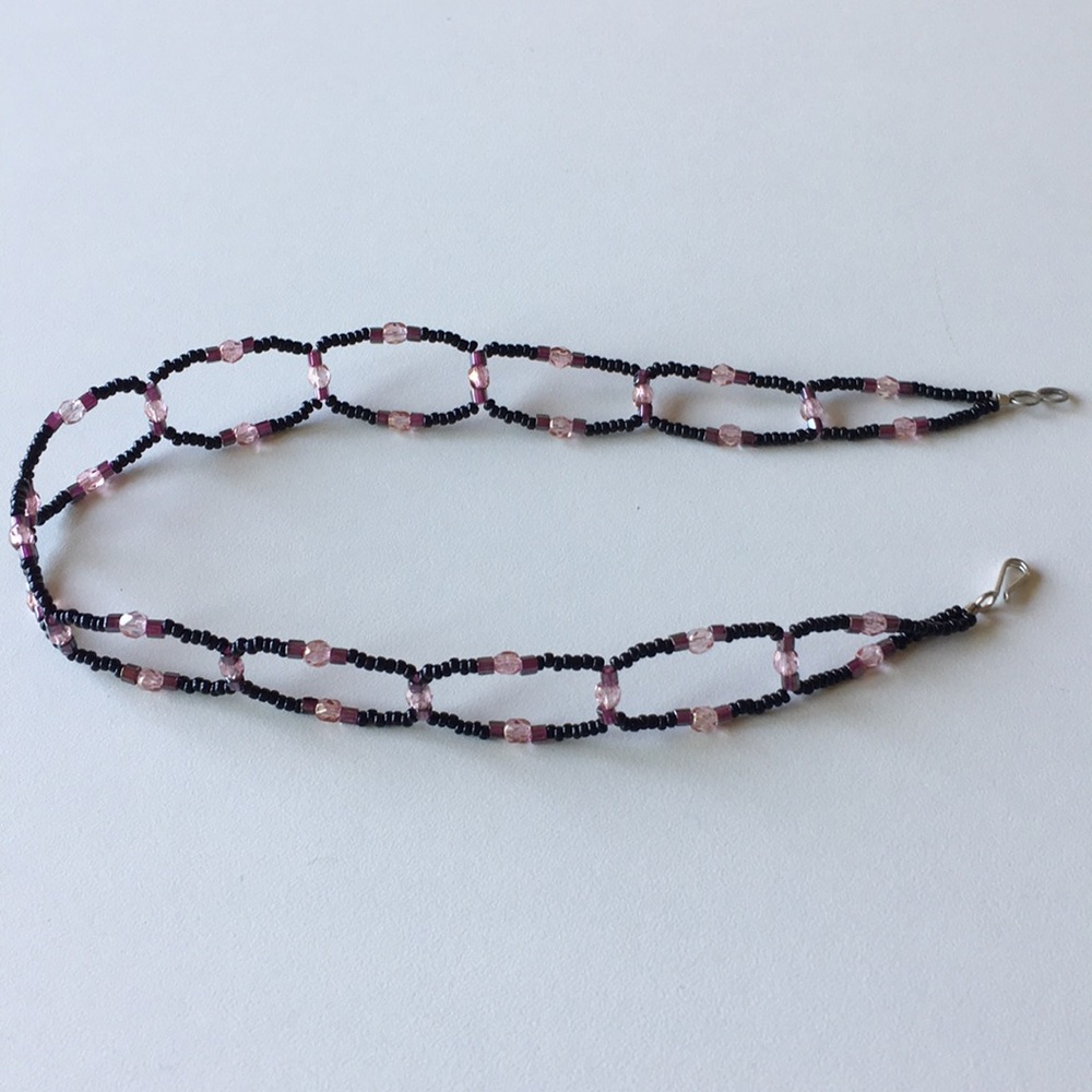 Beaded Choker Necklace - like new - Picture 3 of 4